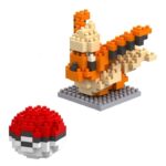 Figurine LEGO Pokémon Pyroli avec Pokéball